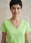 T-shirt col en V.